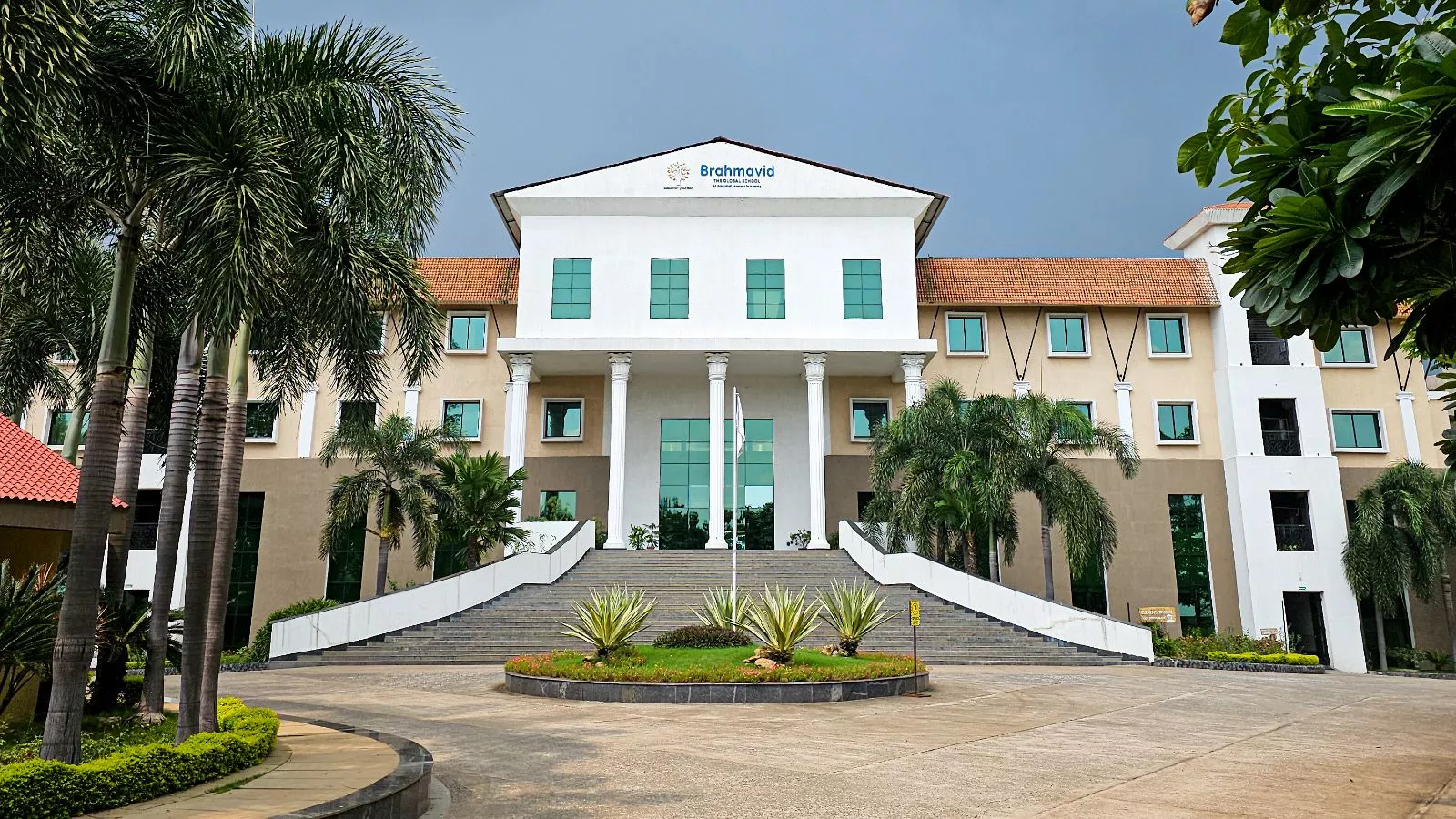Brahmavid School